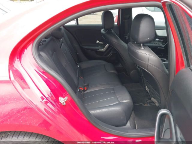 2019 MERCEDES-BENZ A 220 WDD3G4EB8KW025194 Photo 7