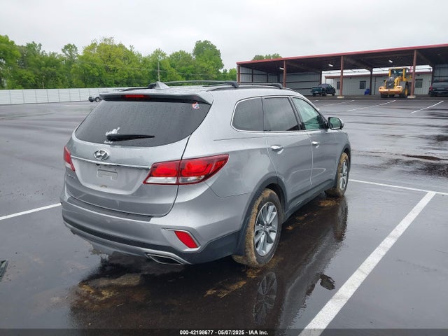 KM8SM4HF2HU242317 Hyundai Santa Fe Se
