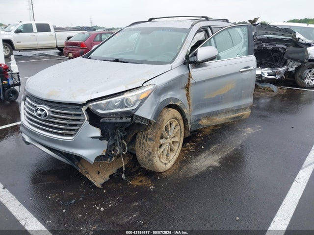 KM8SM4HF2HU242317 Hyundai Santa Fe Se