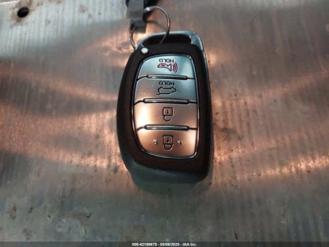 KMHC65LD2JU061640 Hyundai IONIQ PLUG-IN HYBRID