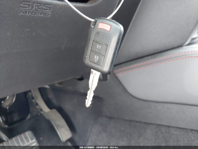 JA4AP3AU9JZ009760 Mitsubishi Outlander Sport 2.0 Es