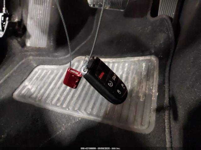 2C3CDXJG7KH639078 Dodge 2019
