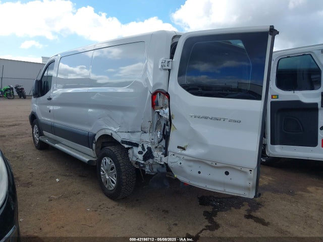 1FTYR1YM9JKA98828 Ford Transit-250