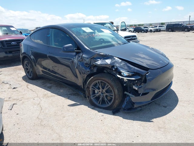 2025 TESLA MODEL Y 7SAYGDEE3SA364458 Photo 0