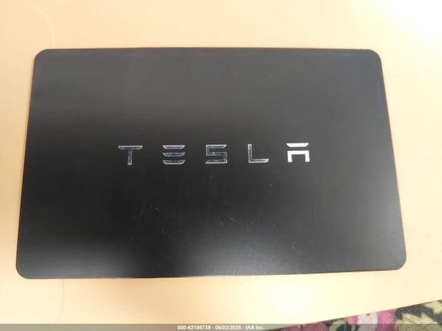 2025 TESLA MODEL Y 7SAYGDEE3SA364458 Photo 10