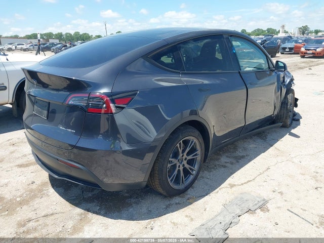 2025 TESLA MODEL Y 7SAYGDEE3SA364458 Photo 3