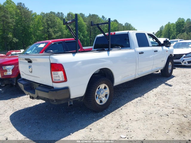 3C6UR4HJXMG674094 RAM 2500 Tradesman  4x2 8' Box