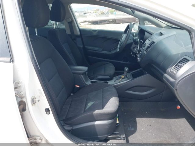 KNAFK4A61G5463113 KIA FORTE LX