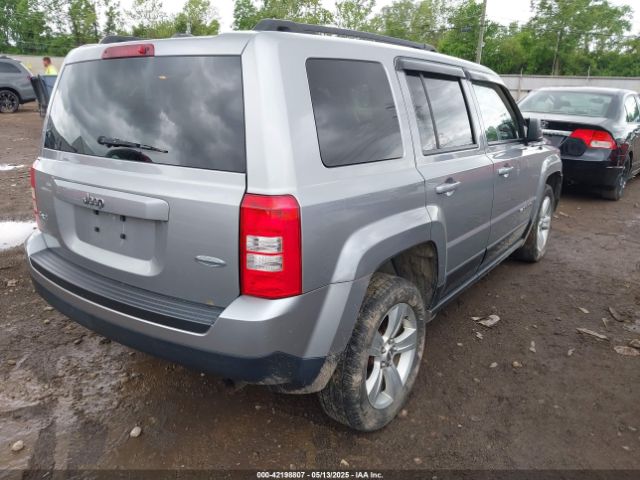 1C4NJRFBXFD125802 Jeep Patriot Latitude