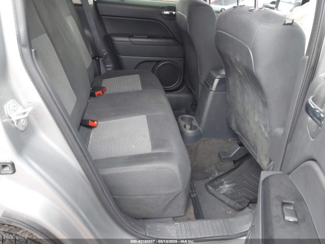 1C4NJRFBXFD125802 Jeep Patriot Latitude