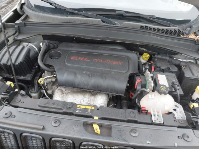 ZACCJBBB5HPG65695 Jeep Renegade Altitude 4x4