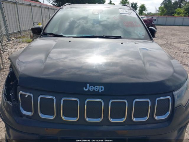 2022 JEEP COMPASS 3C4NJDBBXNT209295 Photo 9