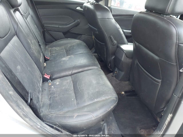 1FADP3F23EL158142 Ford FOCUS SE