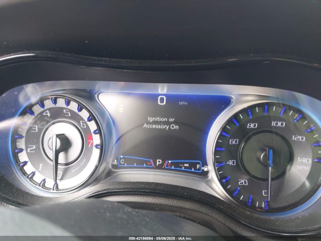 2019 CHRYSLER 300 2C3CCABG0KH516446 Photo 6