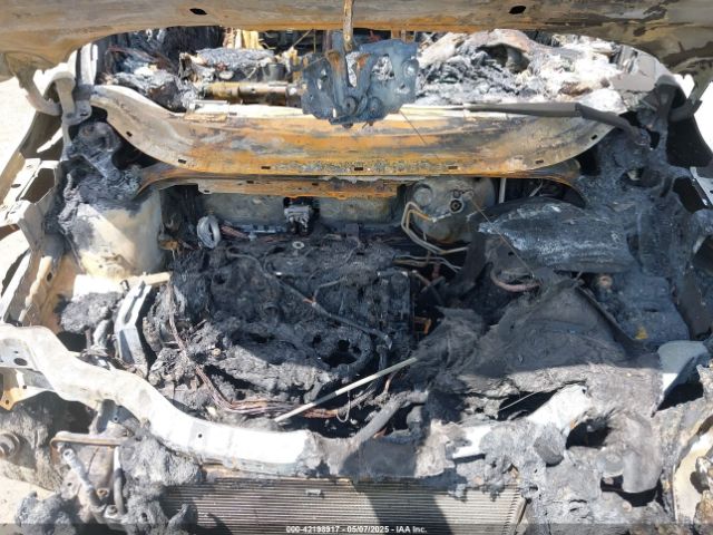 1FMCU0GX9EUC28711 Ford ESCAPE SE