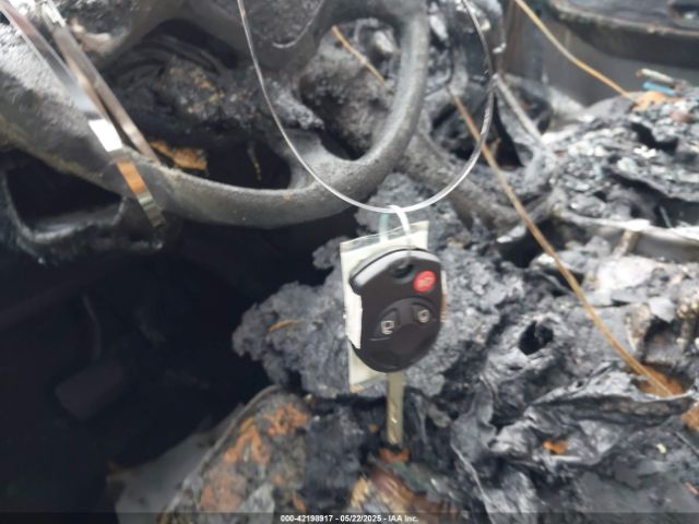 1FMCU0GX9EUC28711 Ford ESCAPE SE