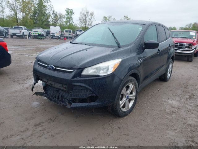 1FMCU0GX9EUA60701 Ford ESCAPE SE