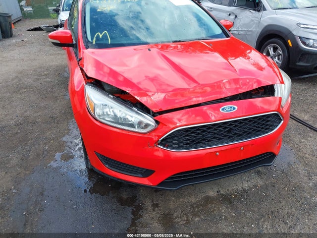 1FADP3F28GL323606 Ford FOCUS SE