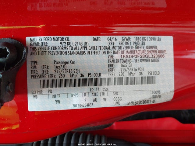 1FADP3F28GL323606 Ford FOCUS SE