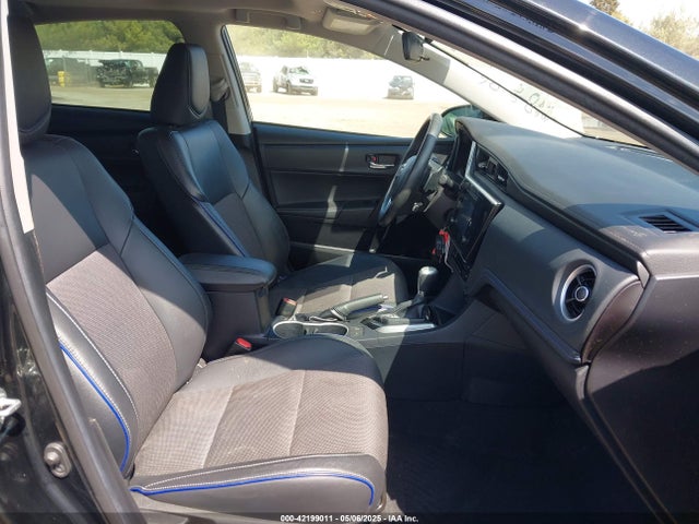 2T1BURHE0JC037543 Toyota COROLLA SE