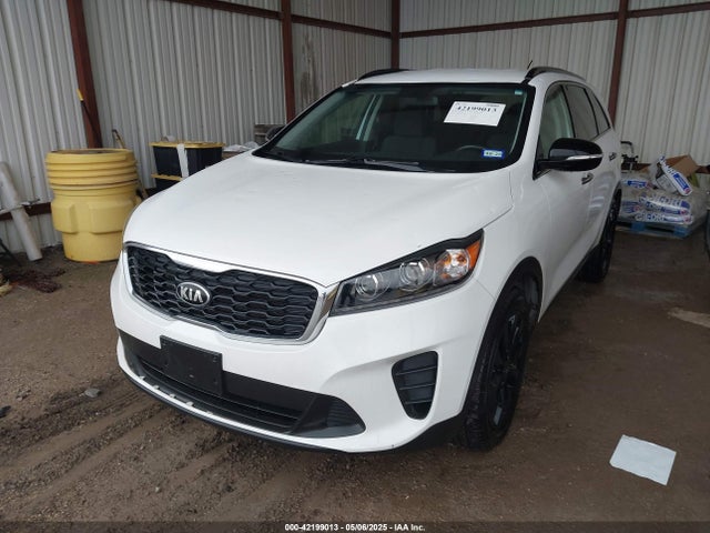 5XYPG4A57KG609790 KIA Sorento 3.3l S