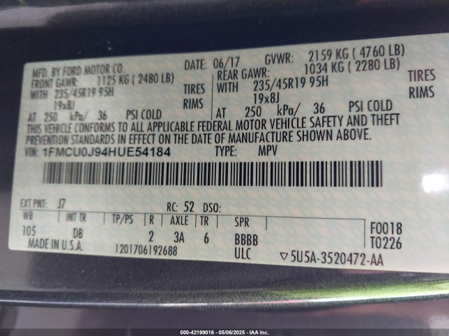 1FMCU0J94HUE54184 Ford Escape Titanium