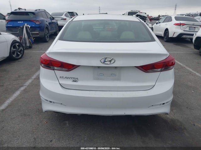 Hyundai mpi nu 2018 5NPD74LF7JH216033 Image 16