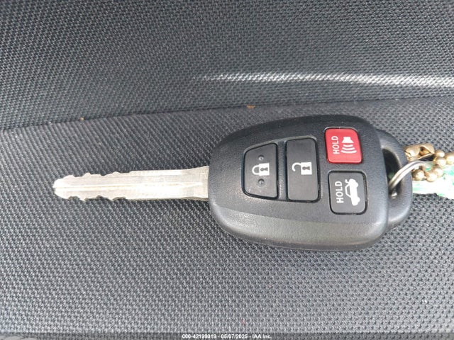 Toyota COROLLA LE 2016 2T1BURHE4GC613028 Image 11