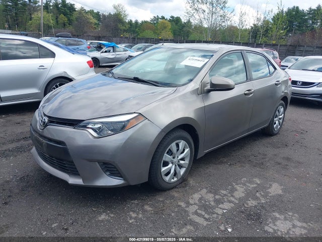 Toyota COROLLA LE 2016 2T1BURHE4GC613028 Image 2