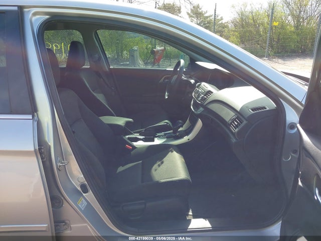 1HGCR2F39FA138415 Honda ACCORD LX