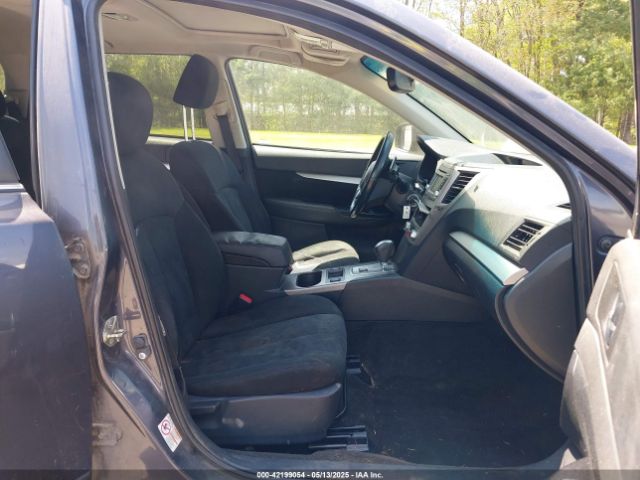 4S4BRBDC4E3289870 Subaru Outback 2.5i Premium