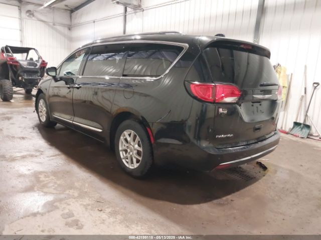 2C4RC1BG9LR140072 Chrysler Pacifica Touring L