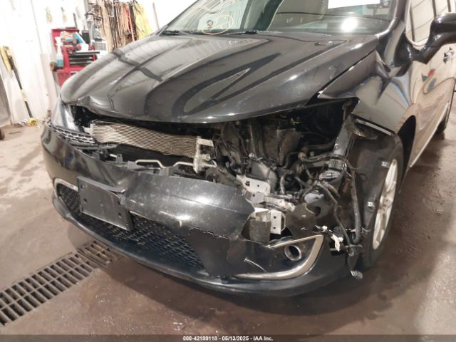 2C4RC1BG9LR140072 Chrysler Pacifica Touring L