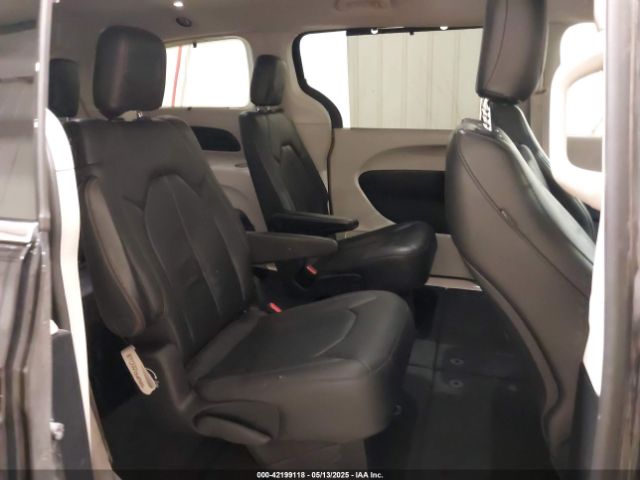2C4RC1BG9LR140072 Chrysler Pacifica Touring L