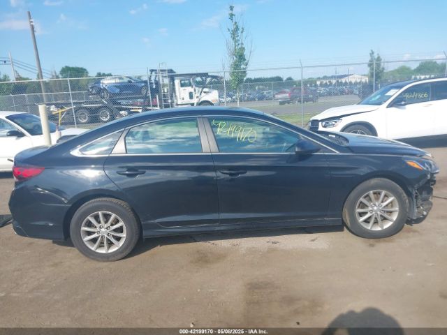 5NPE24AF8KH790521 Hyundai SONATA SE