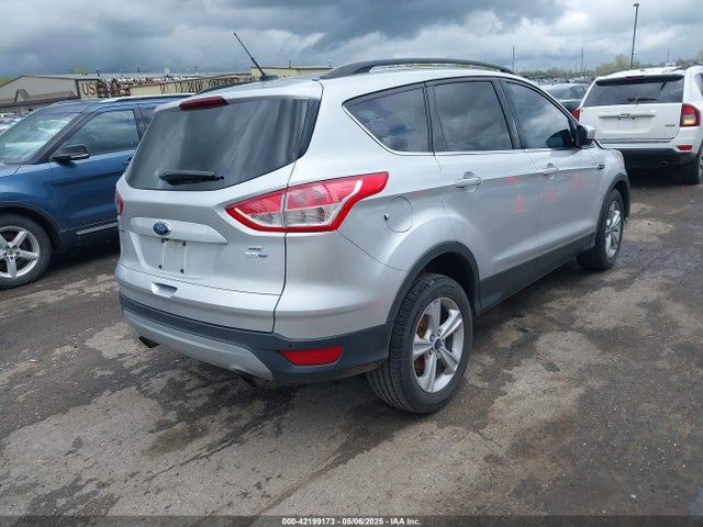 1FMCU9G94EUB33253 Ford ESCAPE SE