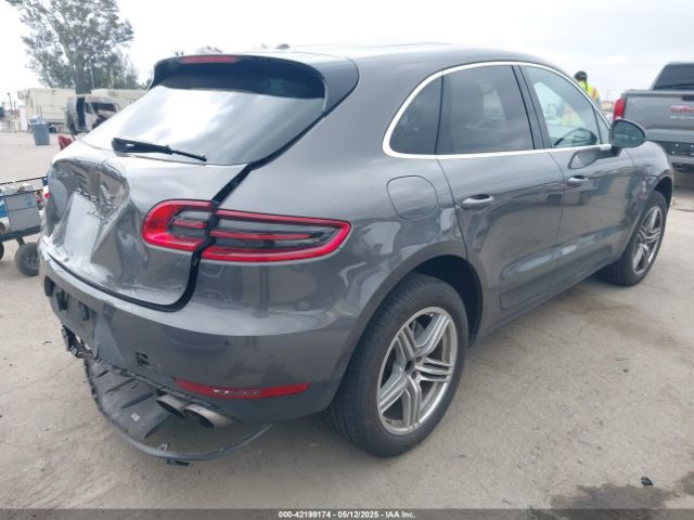 2016 PORSCHE MACAN WP1AB2A51GLB45723 Photo 3
