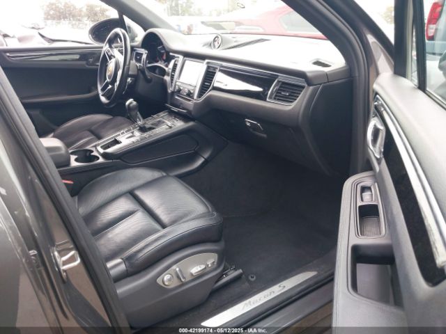 2016 PORSCHE MACAN WP1AB2A51GLB45723 Photo 4