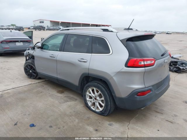 1C4PJLCX7JD558850 Jeep Cherokee Latitude Fwd