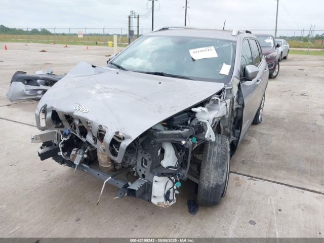 1C4PJLCX7JD558850 Jeep Cherokee Latitude Fwd