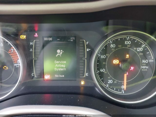 1C4PJLCX7JD558850 Jeep Cherokee Latitude Fwd