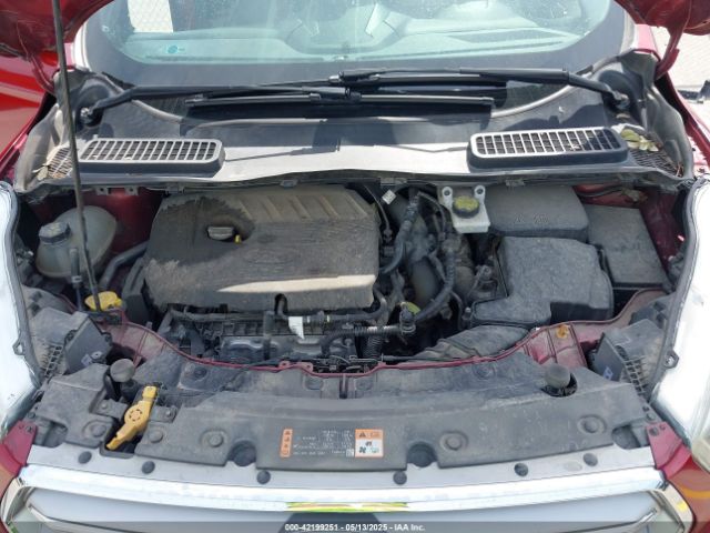 1FMCU9JD1HUA45102 Ford Escape Titanium