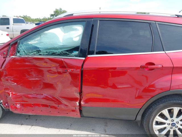 1FMCU9JD1HUA45102 Ford Escape Titanium