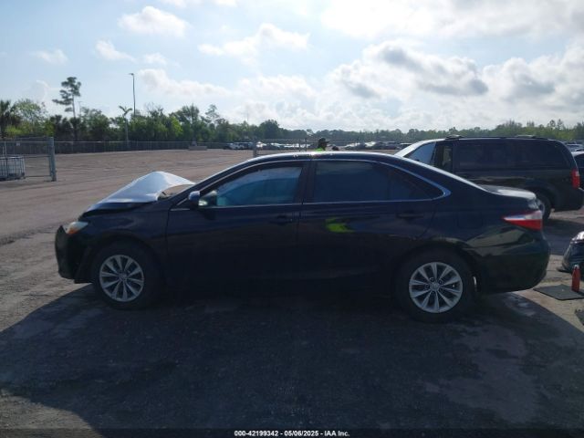 4T1BF1FK1HU805219 Toyota CAMRY LE