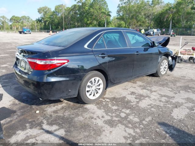 4T1BF1FK1HU805219 Toyota CAMRY LE