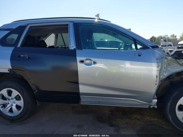 2T3F1RFV1MC249117 Toyota RAV4 LE
