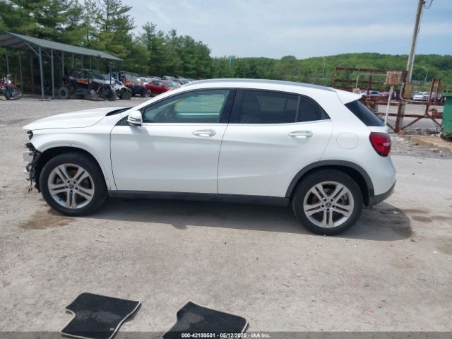 WDCTG4GB0LU026595 Mercedes-Benz Gla 250 4matic