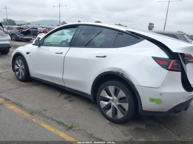 7SAYGAEE9PF702910 Tesla Model Y Awd/long Range Dual Motor All-wheel Drive