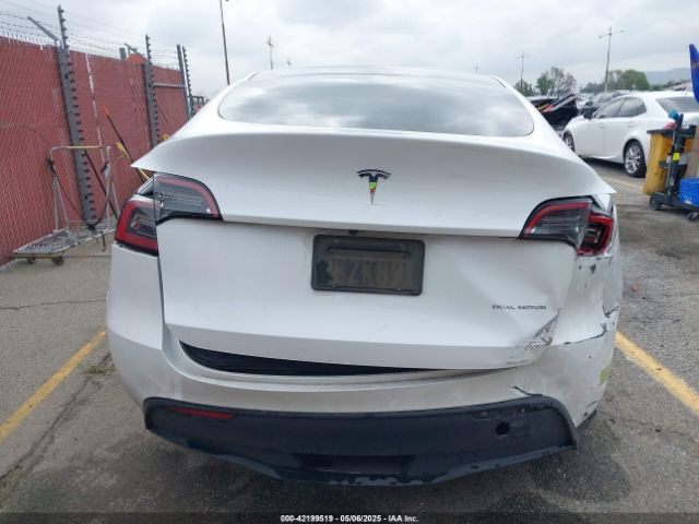 7SAYGAEE9PF702910 Tesla Model Y Awd/long Range Dual Motor All-wheel Drive