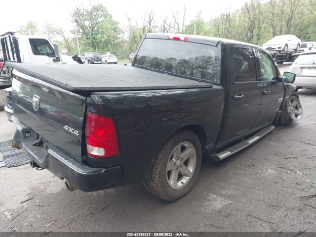 3C6RR7KT3HG705029 RAM 1500 Express  4x4 5'7 Box